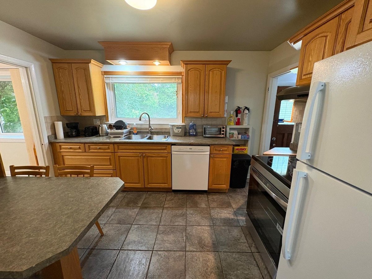 407 Fox Avenue - Photo 4