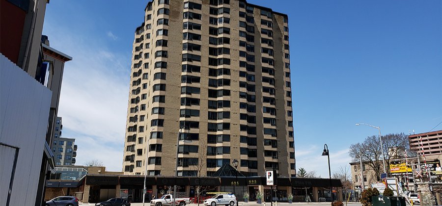 695 Richmond Street - Photo 2