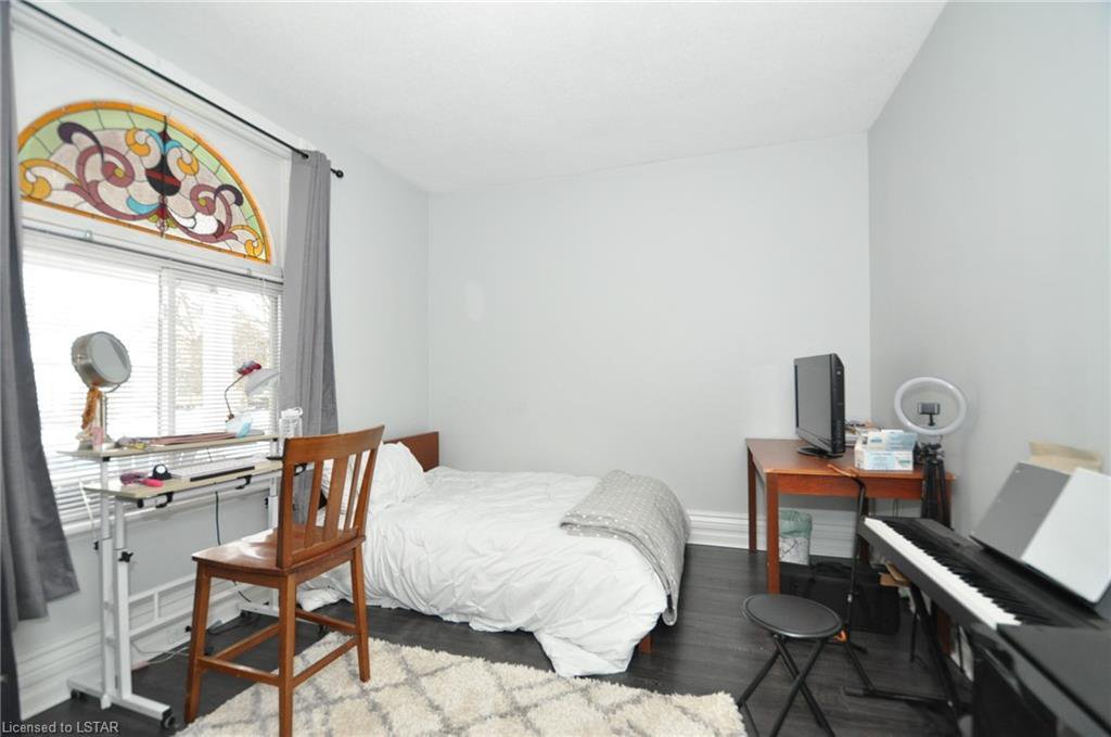 109 Wharncliffe Road North - Photo 6