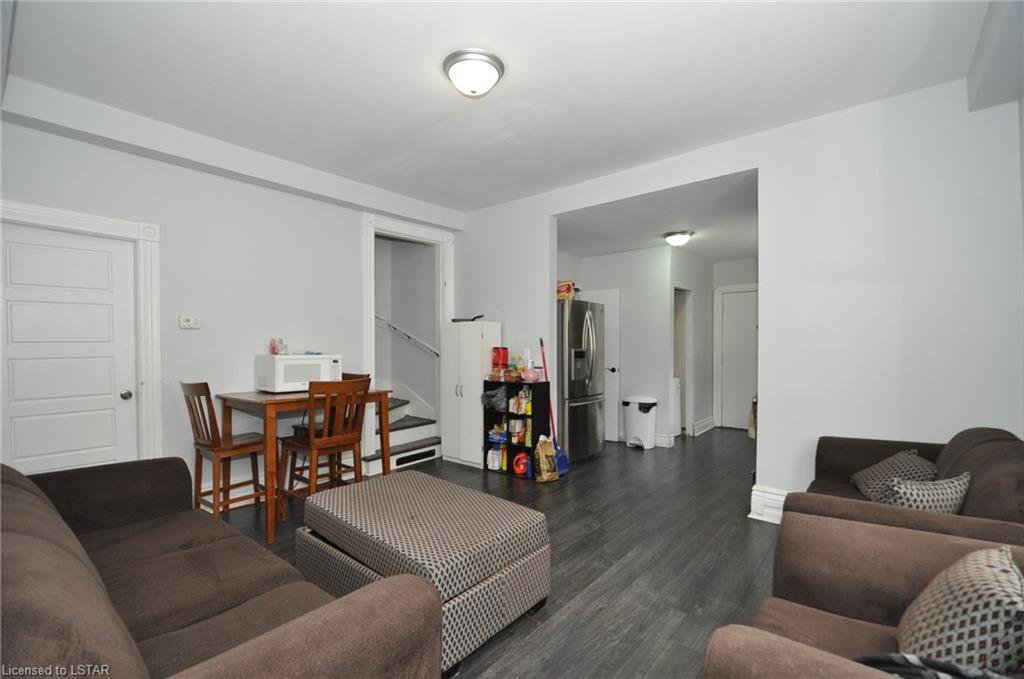109 Wharncliffe Road North - Photo 8