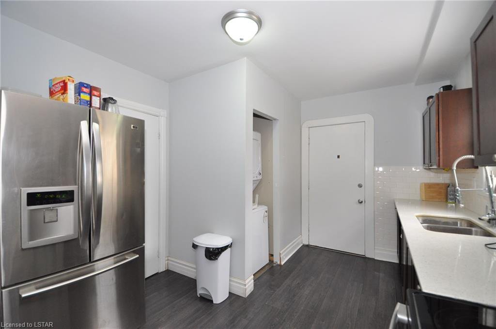 109 Wharncliffe Road North - Photo 11
