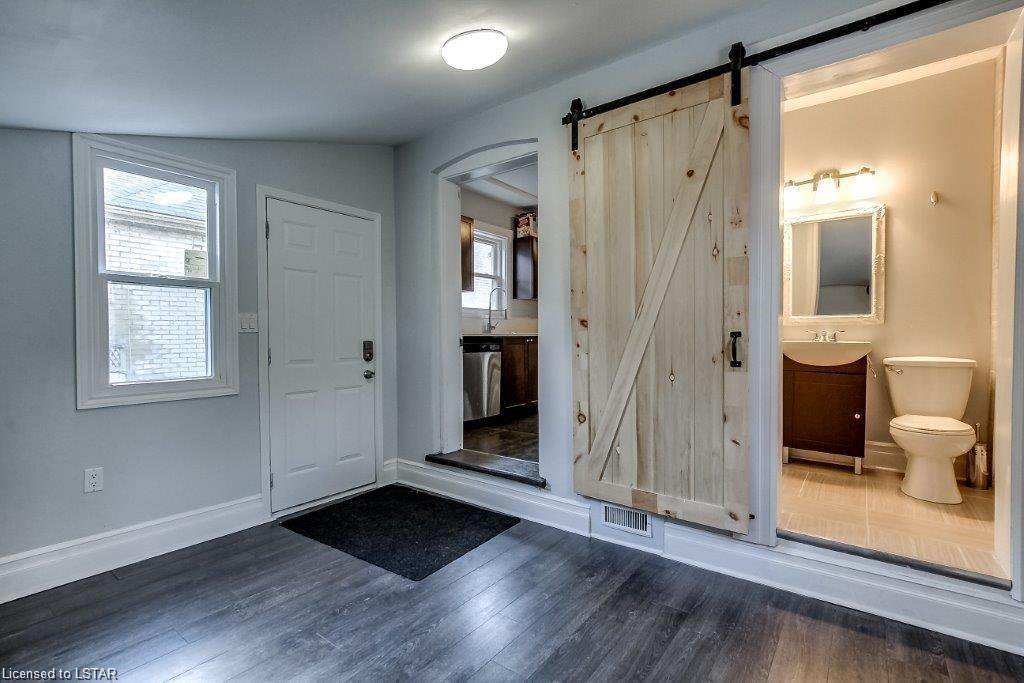 109 Wharncliffe Road North - Photo 13
