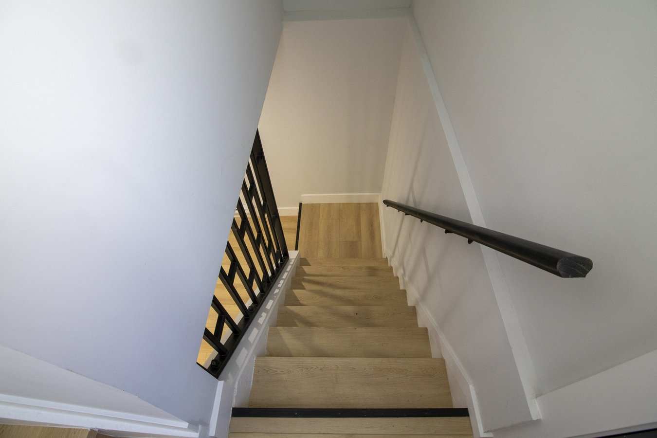 179 Burnside Drive - Photo 5