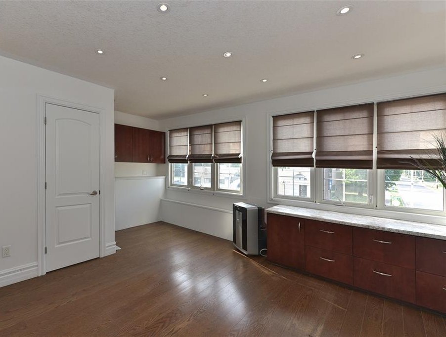 918 Oxford Street East - Photo 4