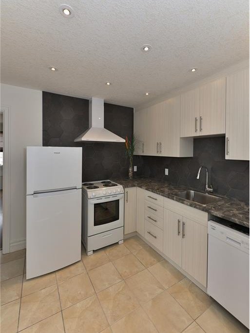 918 Oxford Street East - Photo 8