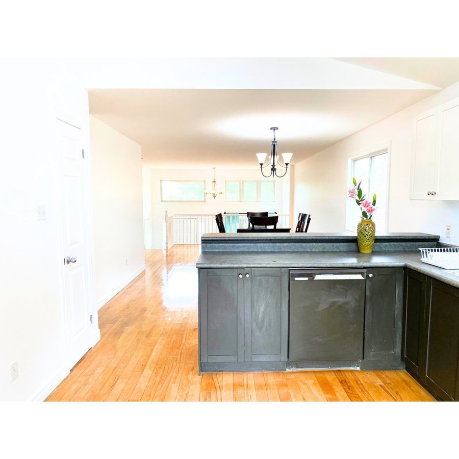 962 Queensborough Court - Photo 5