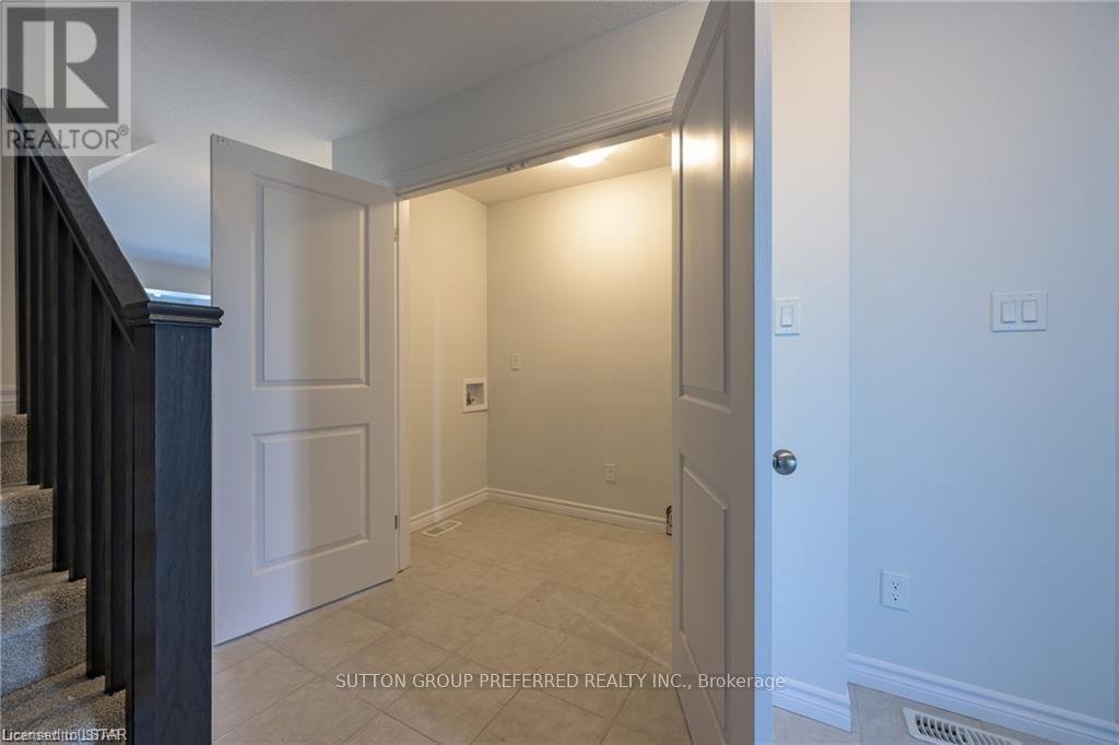 375 KENNINGTON WAY - Photo 5