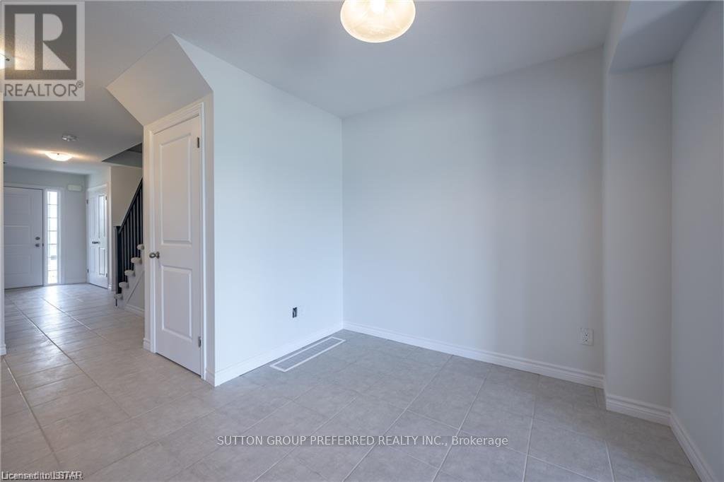 375 KENNINGTON WAY - Photo 7