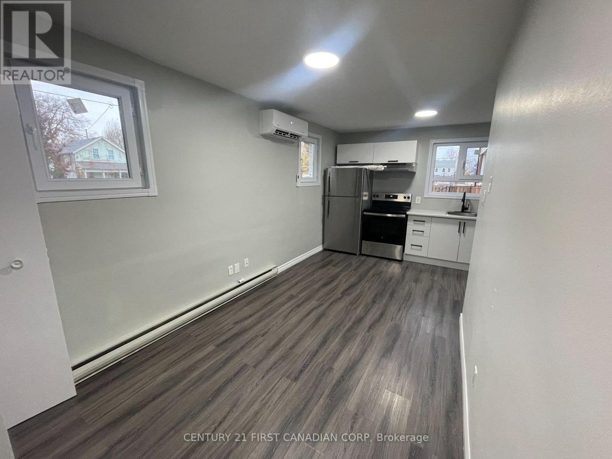 1 - 292 SIMCOE STREET - Photo 3