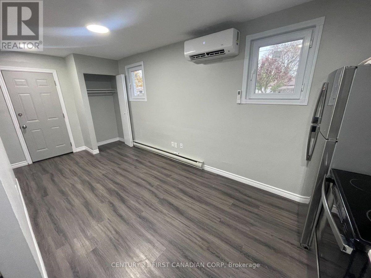 1 - 292 SIMCOE STREET - Photo 6