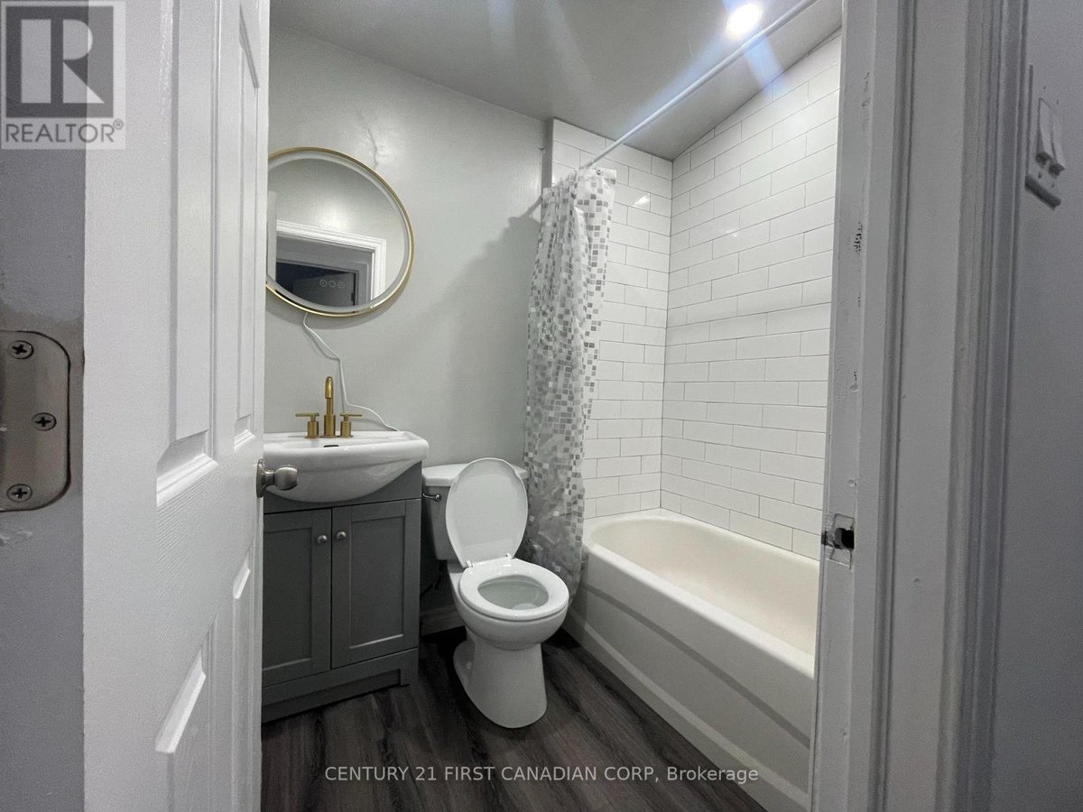 1 - 292 SIMCOE STREET - Photo 9