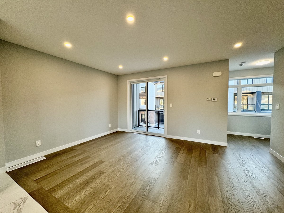 349 Southdale Road East - Photo 14