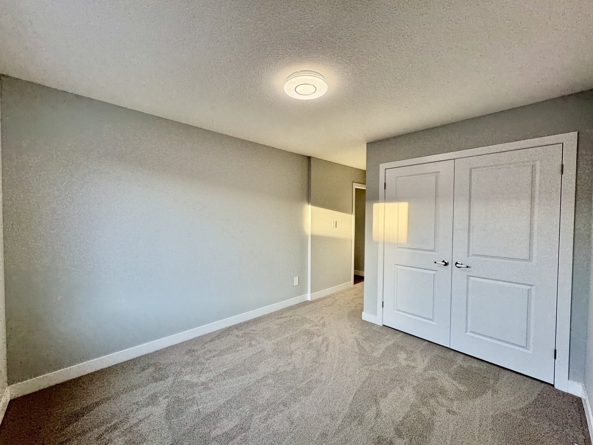 349 Southdale Road East - Photo 23