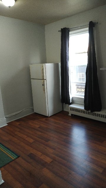 116 Dundas Street - Photo 2