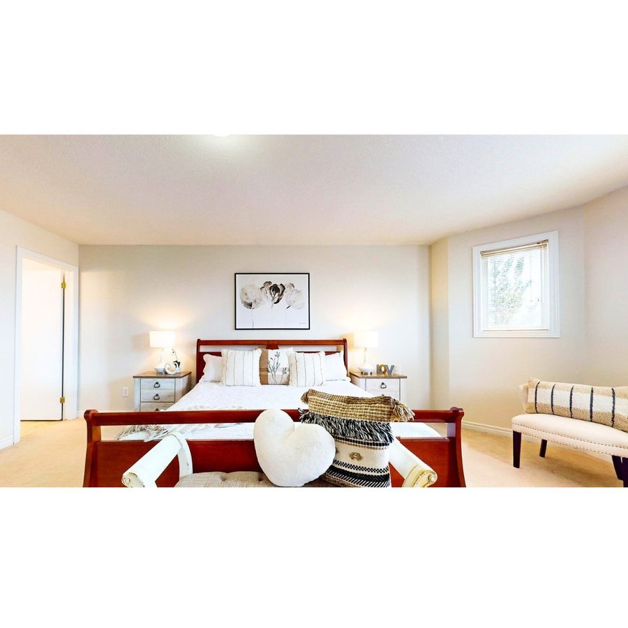 1570 Beaverbrook Avenue - Photo 1
