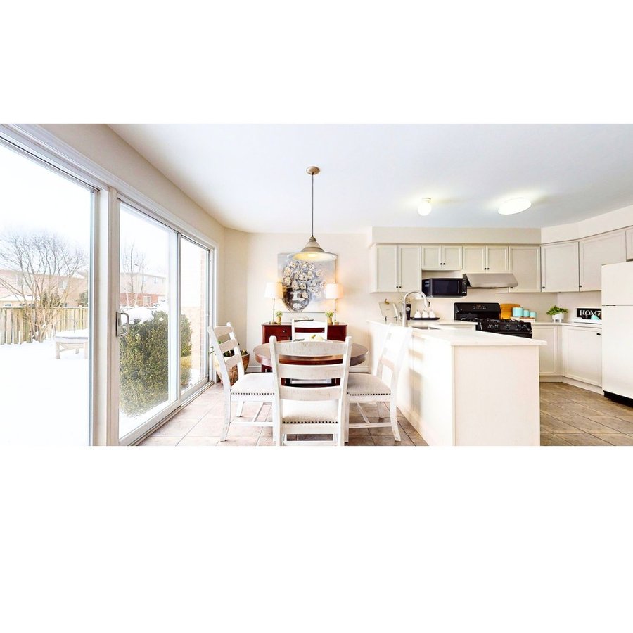 1570 Beaverbrook Avenue - Photo 3