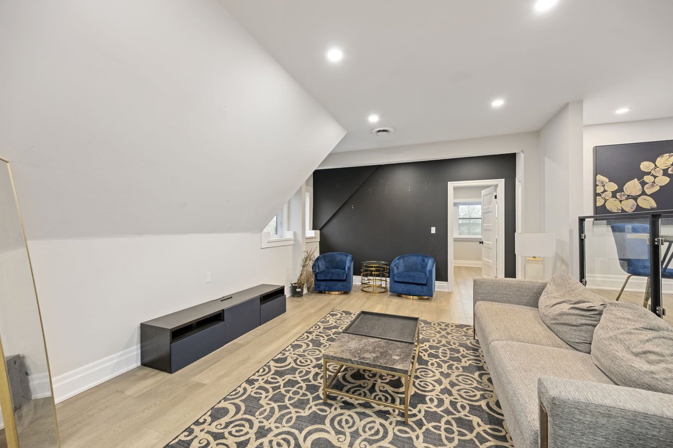 400 Queens Avenue - Photo 4