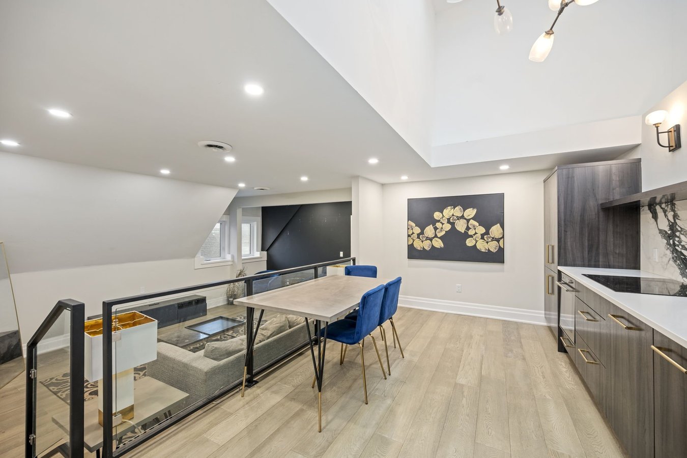 400 Queens Avenue - Photo 5