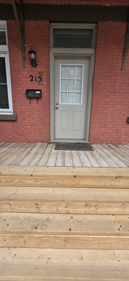 215 Saint Andrew Street - Photo 5