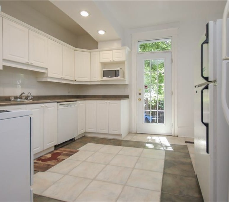 130 Beausoleil Drive - Photo 1