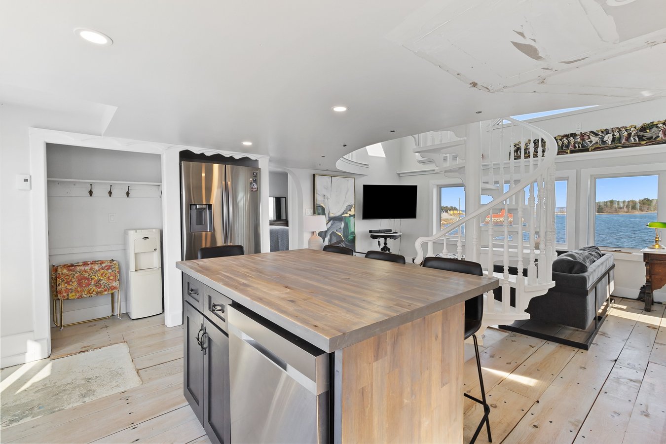 Rentals.ca Lunenburg Apartments, Condos and Houses For Rent