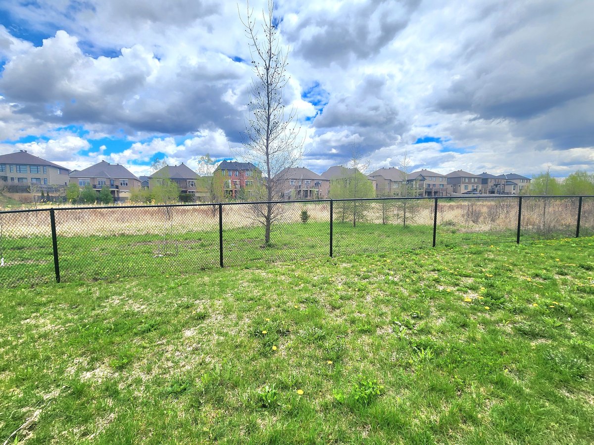 733 Coast Circle - Photo 33