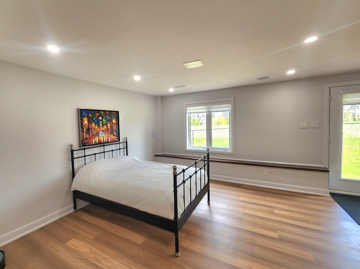 733 Coast Circle - Photo 27