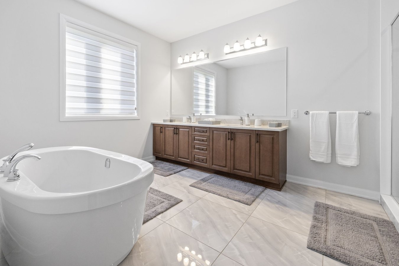 733 Coast Circle - Photo 16