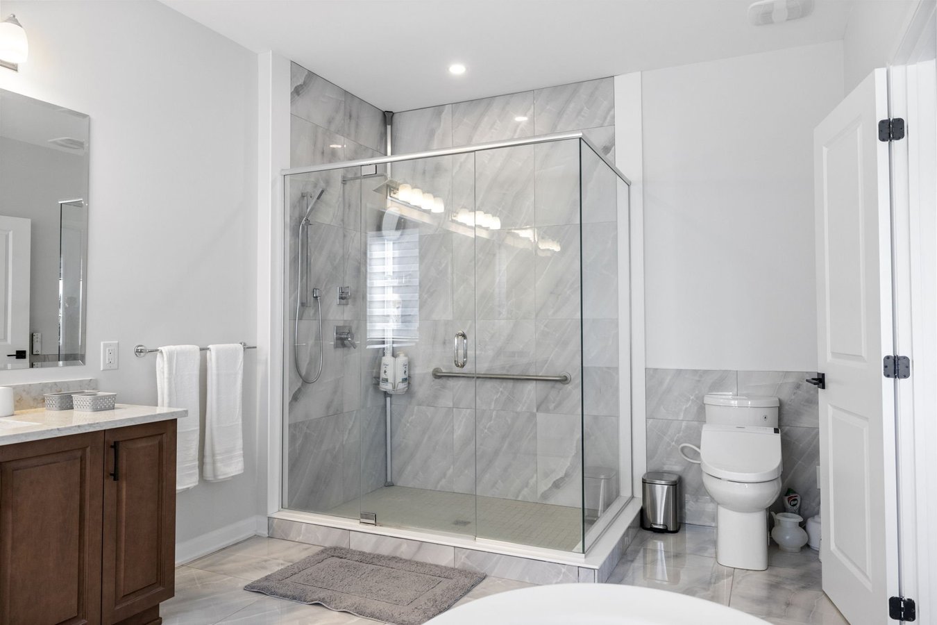 733 Coast Circle - Photo 17