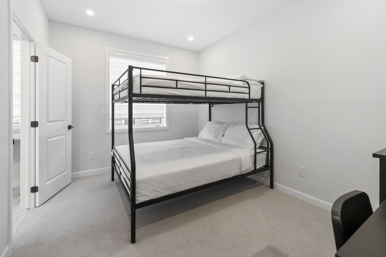 733 Coast Circle - Photo 14