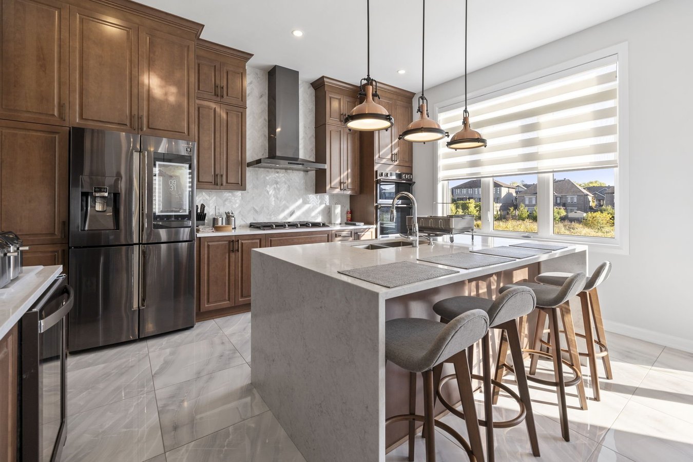 733 Coast Circle - Photo 8