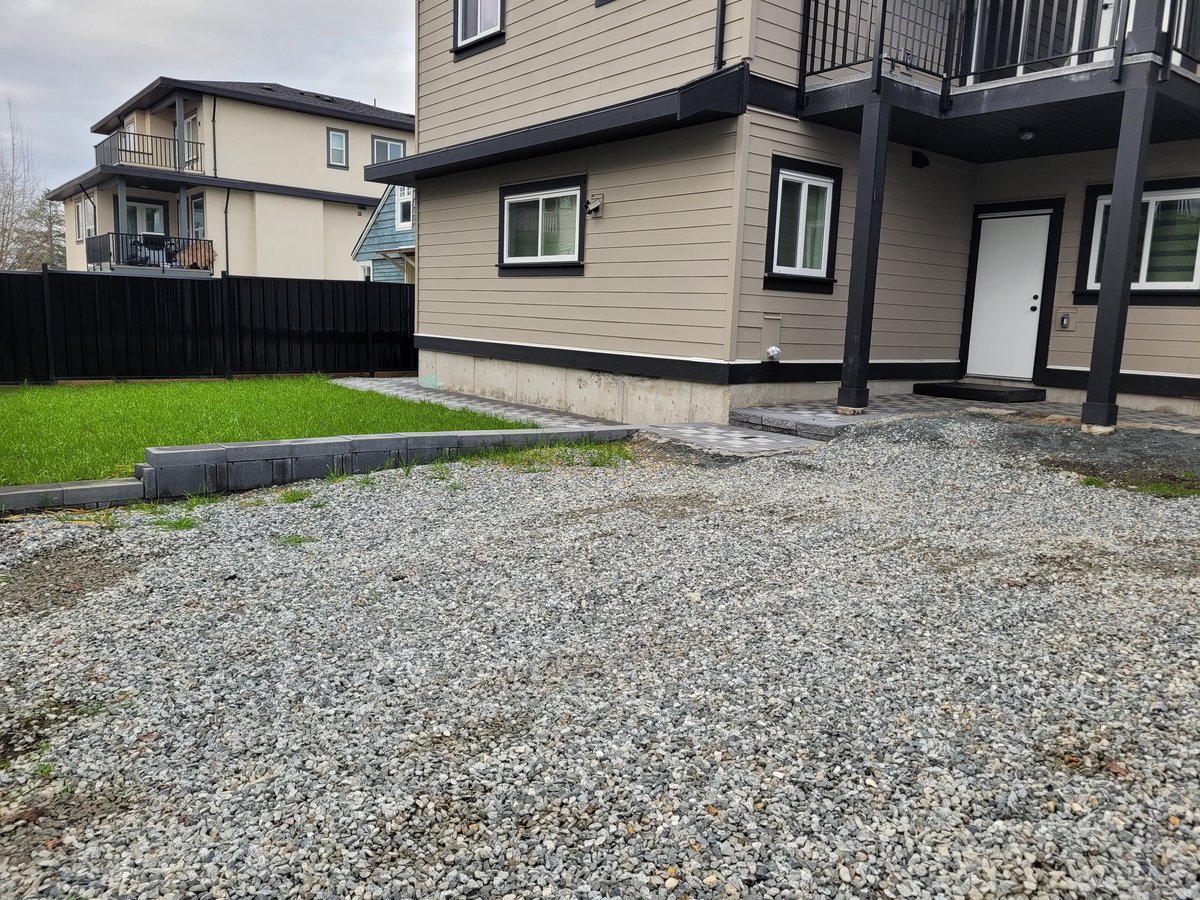 20574 Lorne Avenue - Photo 15