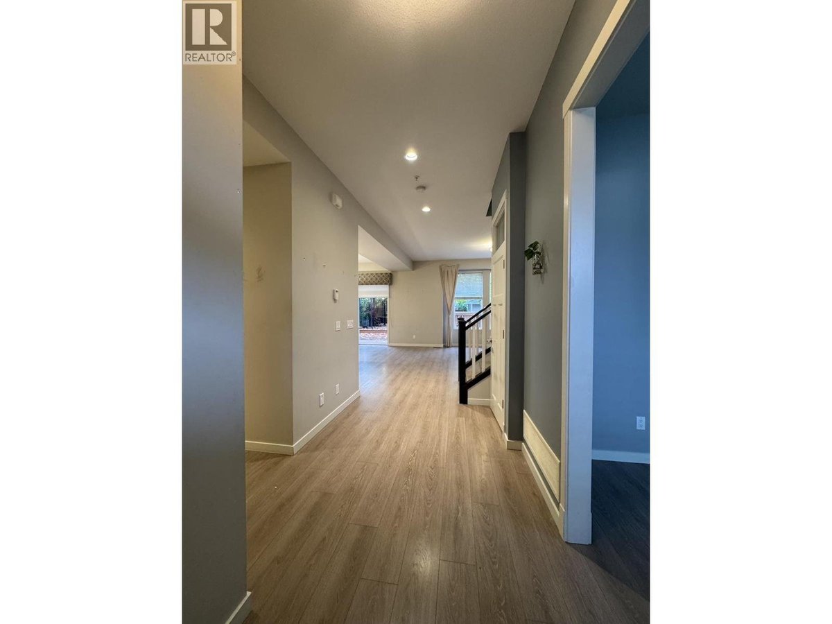 24406 112A AVE - Photo 2