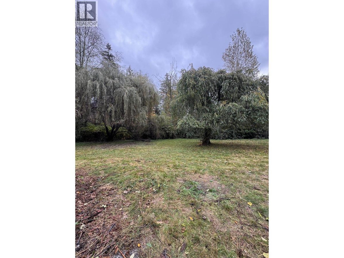 23979 FERN CRESCENT - Photo 4