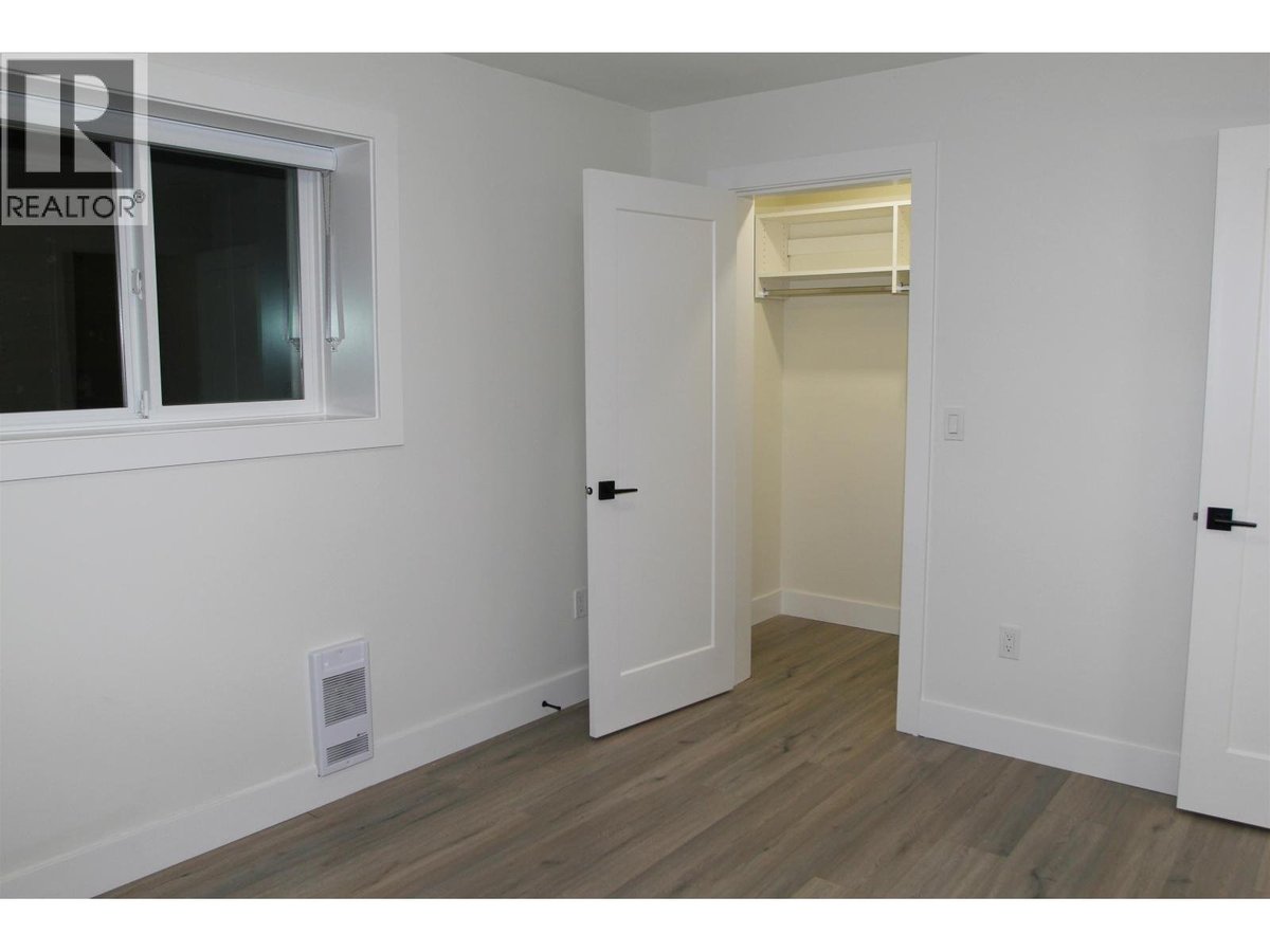 10590 McVeety S 10590 MCVEETY ST - Photo 3