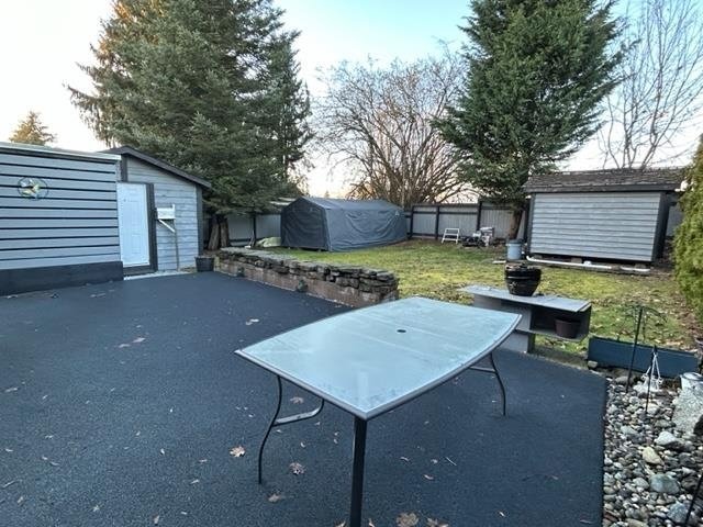 20591 Westfield Avenue - Photo 23