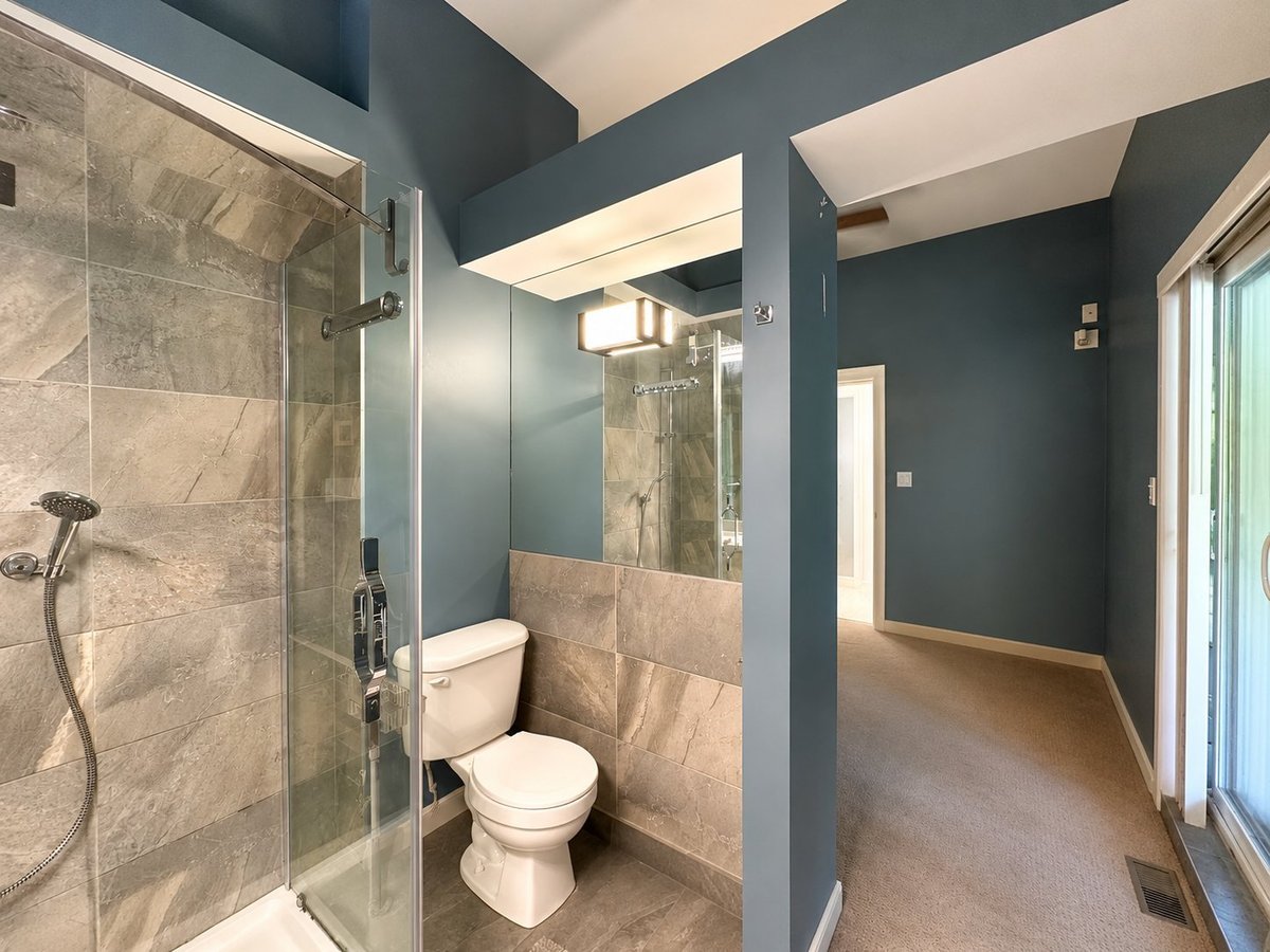 20591 Westfield Avenue - Photo 16
