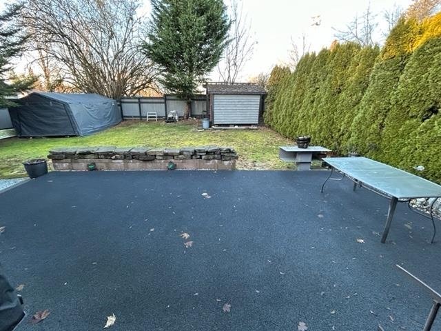 20591 Westfield Avenue - Photo 18