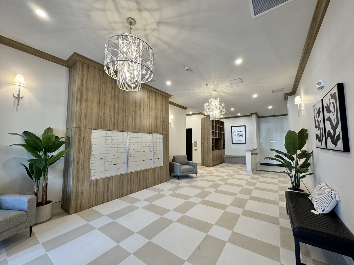 22348 North Avenue - Photo 13