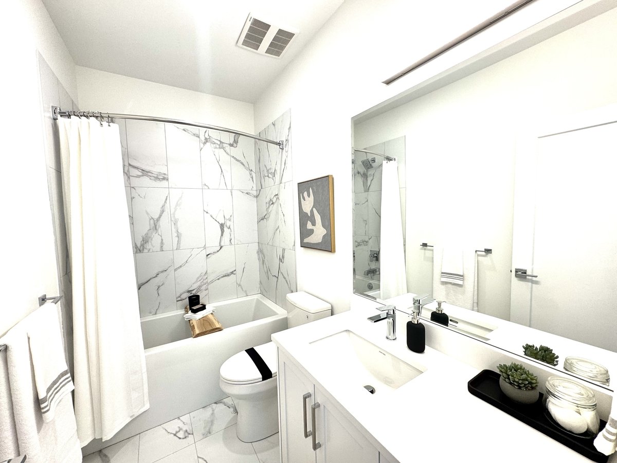 22348 North Avenue - Photo 10