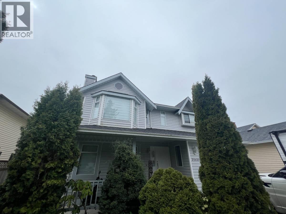 Upper 23422 SANDPIPER AVE - Photo 2