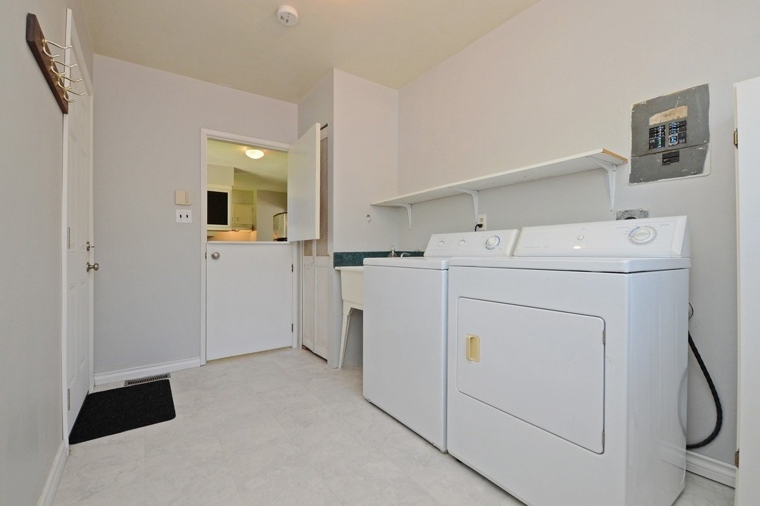 11616 Steeves Street - Photo 9