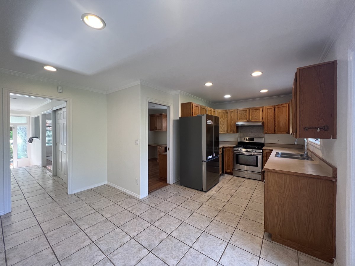 12530 222 Street - Photo 8