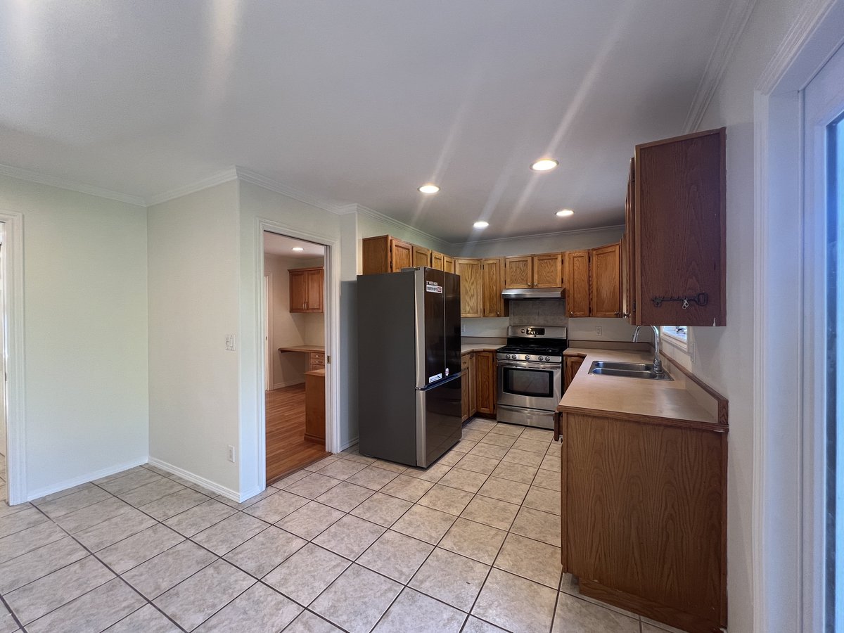 12530 222 Street - Photo 19