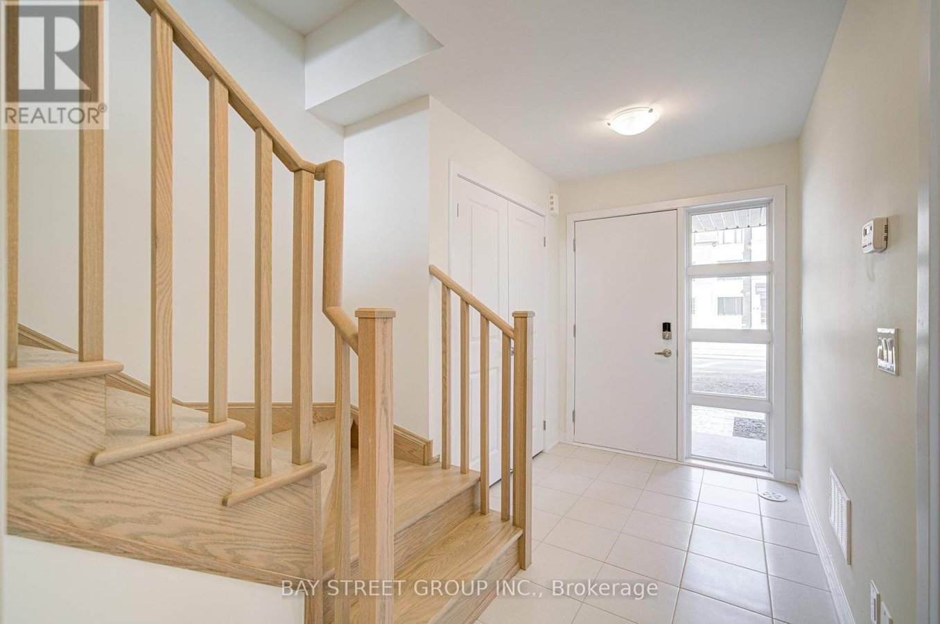 61 YORK DOWNS BOULEVARD - Photo 4