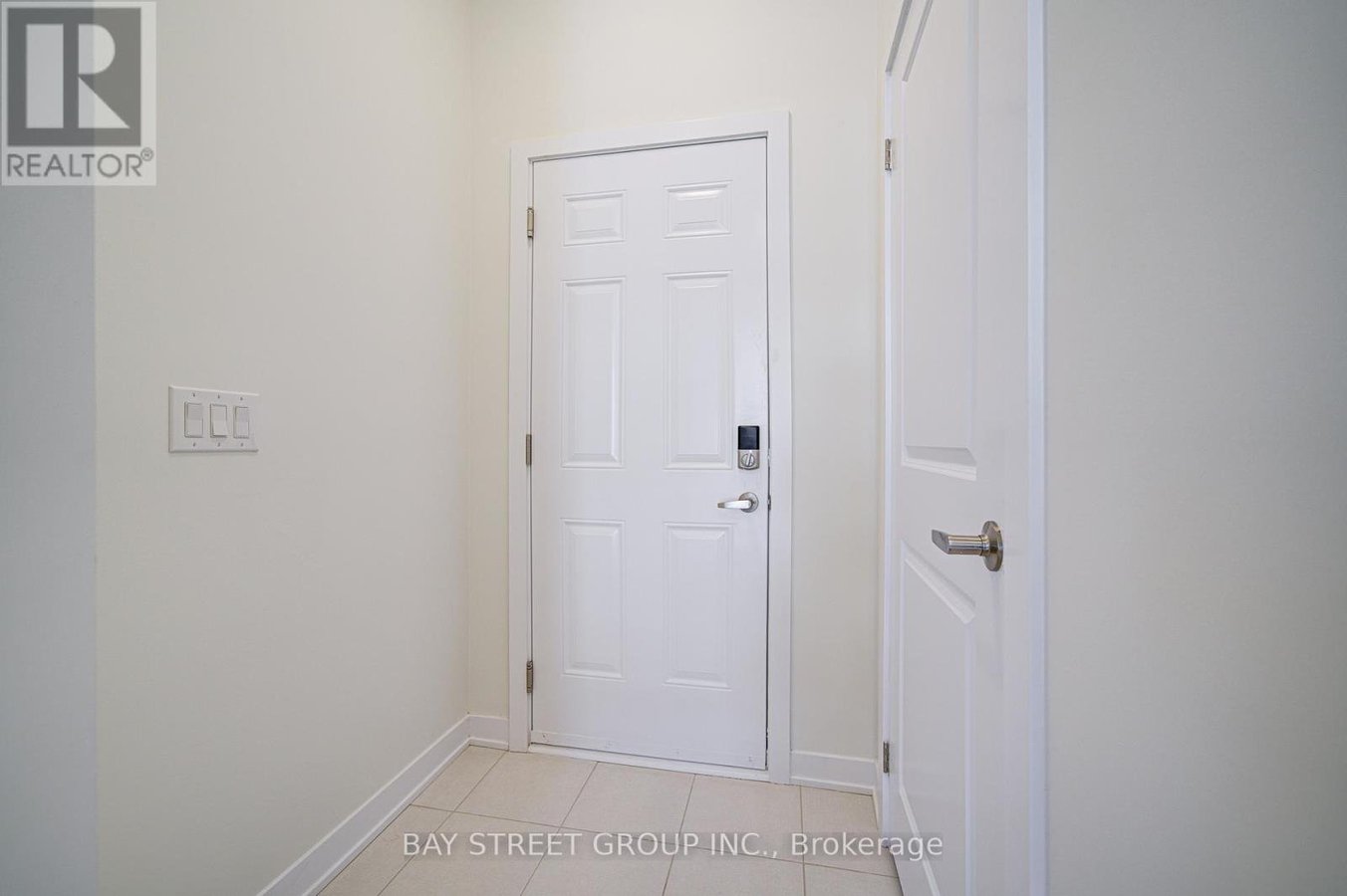 61 YORK DOWNS BOULEVARD - Photo 7