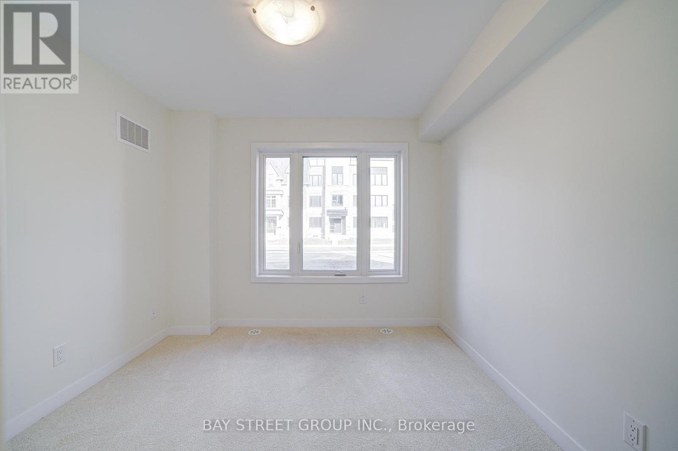61 YORK DOWNS BOULEVARD - Photo 8