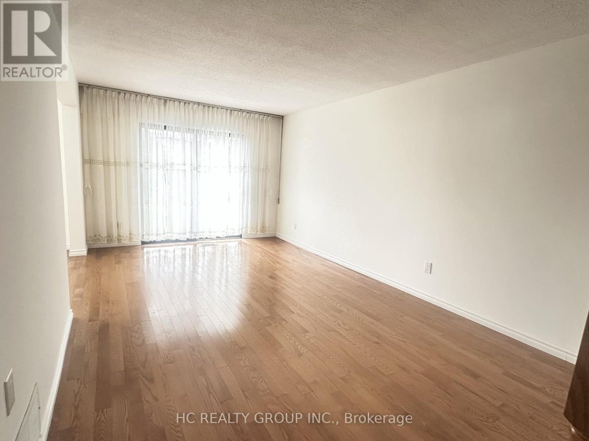 49 CAREY CRESCENT - Photo 3