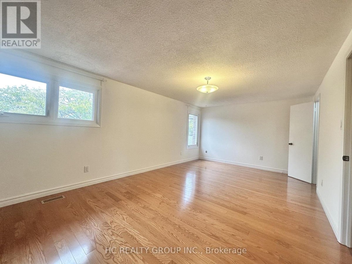 49 CAREY CRESCENT - Photo 23