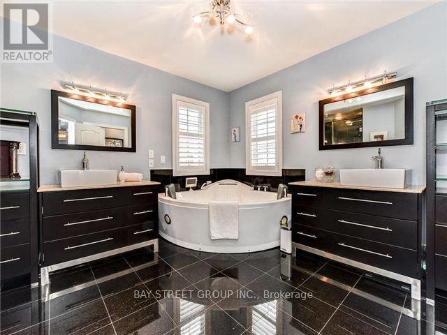 43 LARKMEAD CRESCENT - Photo 11